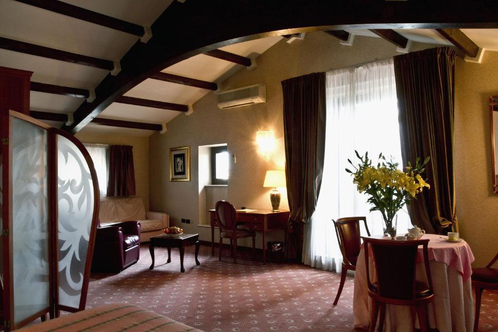 Hotel Claudiani Macerata Pokoj fotografie